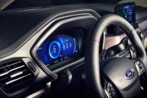 شاشة فورد إسكيب 2020