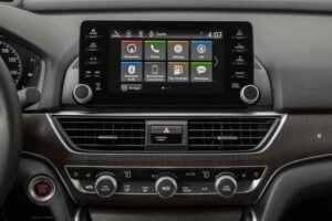 شاشة هوندا أكورد 2020