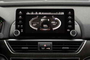 شاشة هوندا أكورد هايبرد 2020