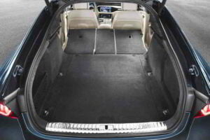 صندوق أودي a7 2020 1