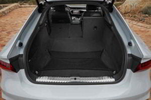 صندوق أودي a7 2020