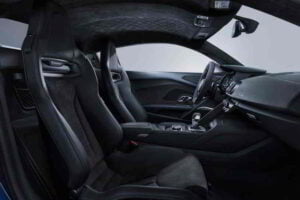 مقاعد أودي r8 2020