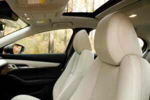 مقاعد مازدا 3 2020 1