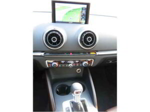 شاشة أودي a3 2020 1