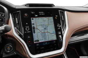 شاشة سوبارو أوت باك 2020