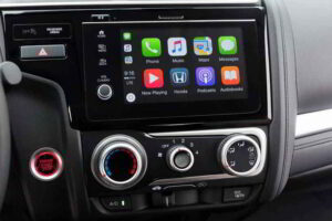 شاشة هوندا فيت 2020