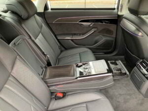 مقاعد أودي a8 2020