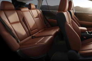 مقاعد سوبارو أوت باك 2020 1