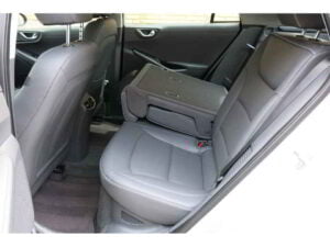 مقاعد هيونداي أيونيك 2020 1