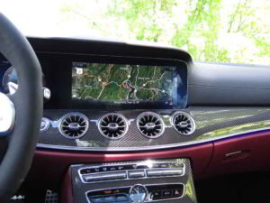 شاشة مرسيدس بنز cls كلاس 2020