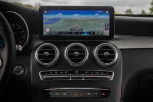 شاشة مرسيدس بنز glc كلاس 2020