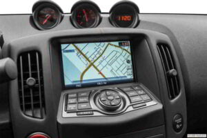 شاشة نيسان 370z 2020