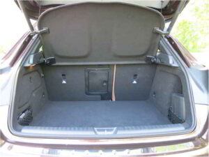 صندوق مرسيدس بنز gla كلاس 2020 1