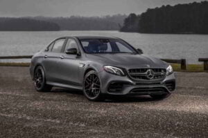 مرسيدس بنز E كلاس 2020