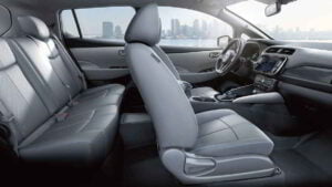 مقاعد نيسان ليف 2020 1