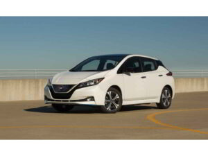 نيسان ليف 2020