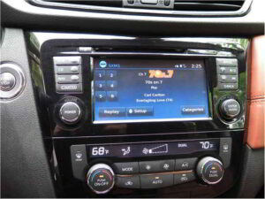 شاشة نيسان روج 2020 1