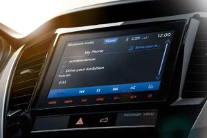 شاشة ميتسوبيشي مونتيرو سبورت 2020 1