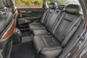 مقاعد كيا k900 2020 1