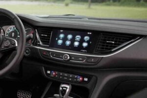 شاشة بويك ريجال 2020 1 1