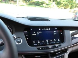 شاشة كاديلاك CT6 2020 1