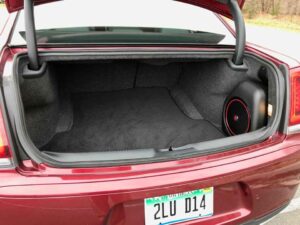 صندوق كرايسلر 300 2020