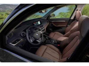 مقاعد بي إم دبليو x1 2020