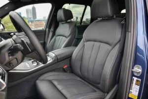 مقاعد بي إم دبليو x5 2020