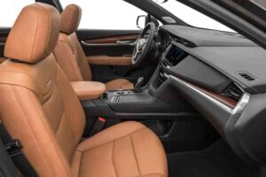 مقاعد كاديلاك XT5 2020 1