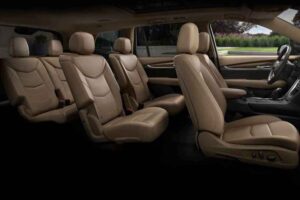 مقاعد كاديلاك XT6 2020