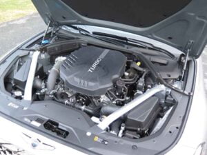 محرك جينيسيس G70 2021