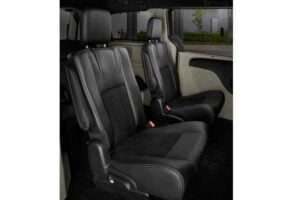 مقاعد دودج جراند كارافان 2020