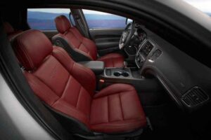 مقاعد دودج دورانجو 2020 1