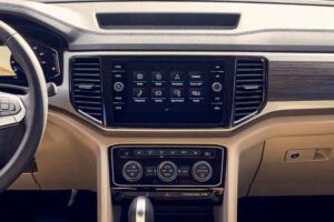 شاشة فولكس فاجن أطلس 2021