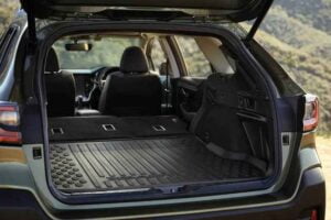 صندوق سوبارو أوت باك 2021 1