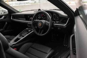 مقاعد بورش 911 2021 1