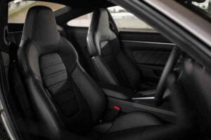 مقاعد بورش 911 2021