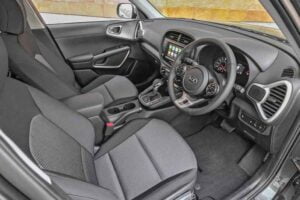 مقاعد كيا سول 2021