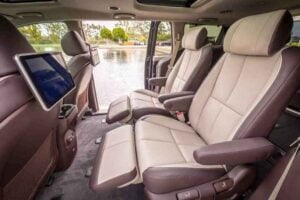 مقاعد كيا سيدونا 2021 1