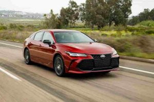 تويوتا أفالون 2021