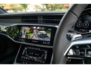 شاشة أودي A6 2021