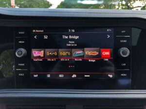 شاشة فولكس فاجن جيتا 2021 1