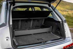 صندوق أودي Q7 2021 1