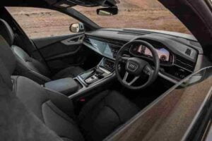 مقصورة أودي Q8 2021