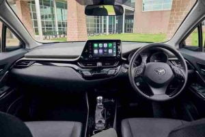 مقصورة تويوتا C HR 2021