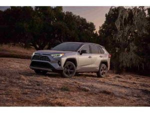 تويوتا راف 4 هايبرد 2021