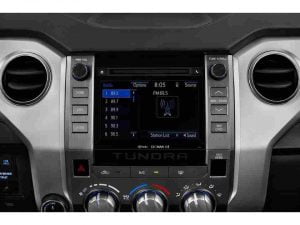 شاشة تويوتا تندرا 2021 1