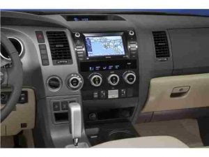 شاشة تويوتا سيكويا 2021