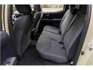 مقاعد تويوتا تاكوما 2021