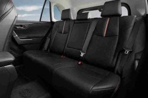 مقاعد تويوتا راف 4 2021 1